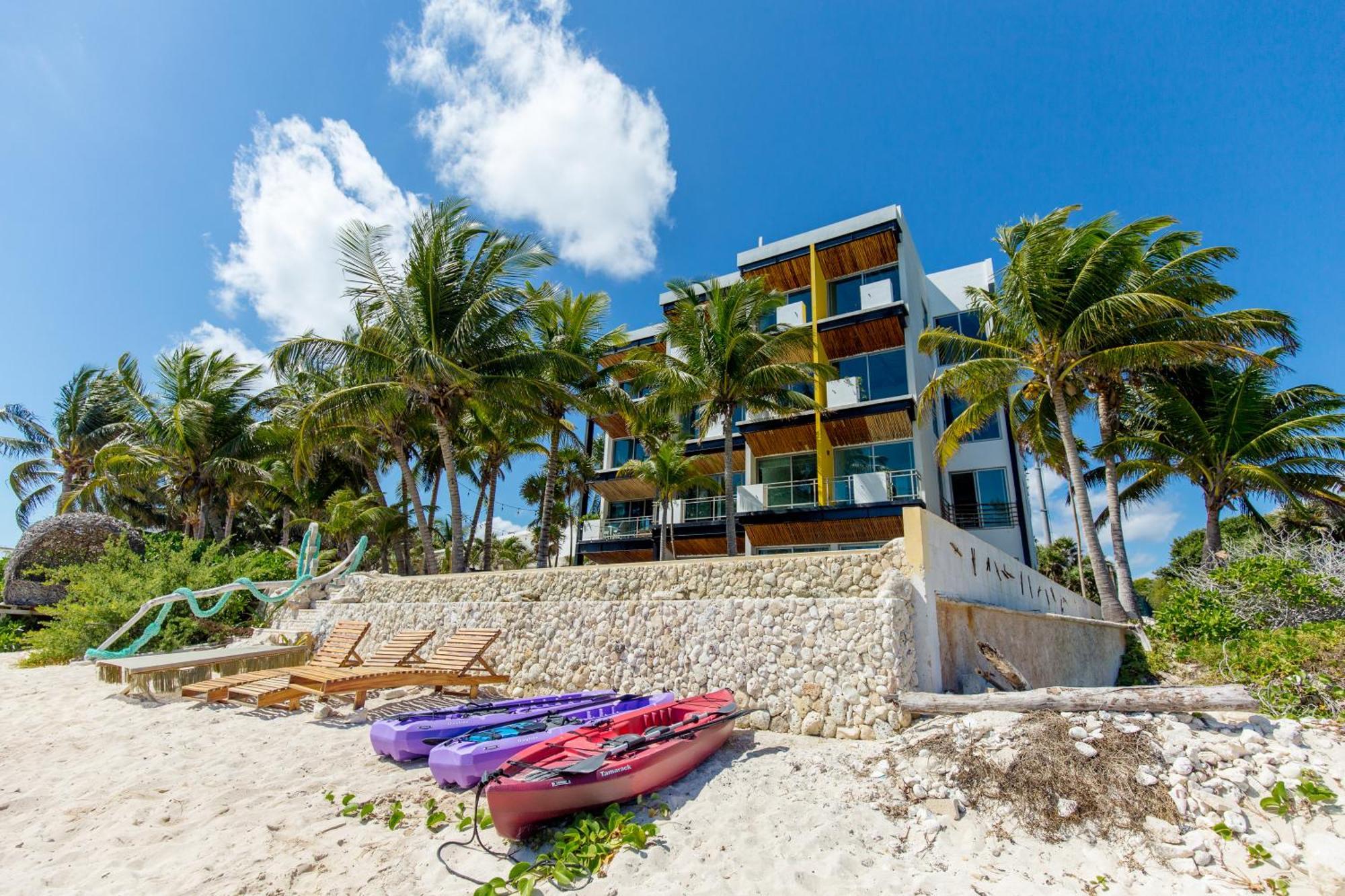 Angelina 28 Beachfront And Family Apartments - Modern And Relaxing Long Stays - 20 Min From Cancun Airport Puerto Morelos Extérieur photo