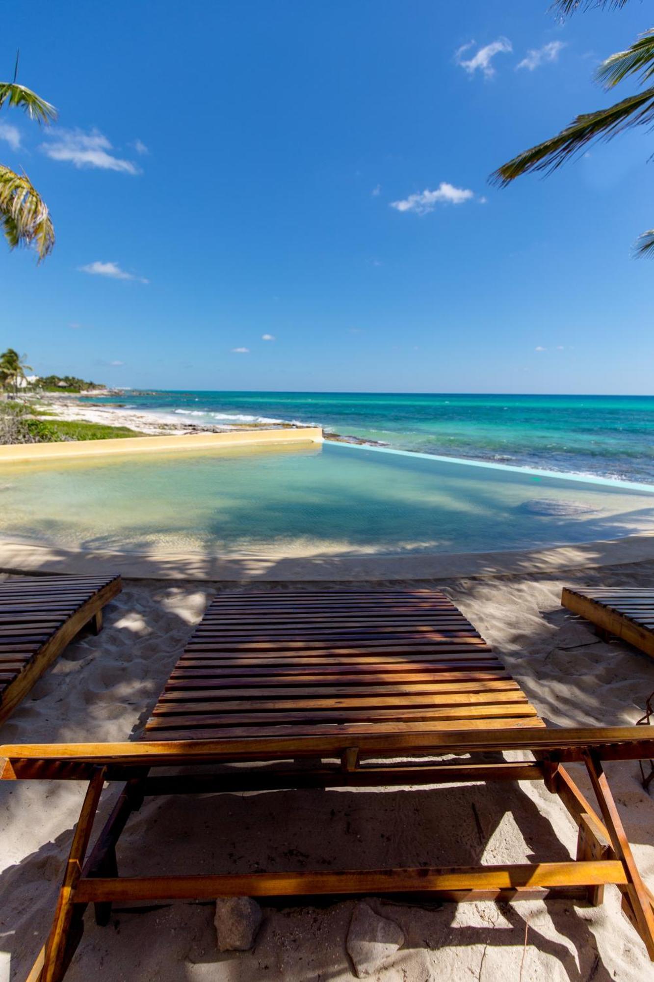 Angelina 28 Beachfront And Family Apartments - Modern And Relaxing Long Stays - 20 Min From Cancun Airport Puerto Morelos Extérieur photo